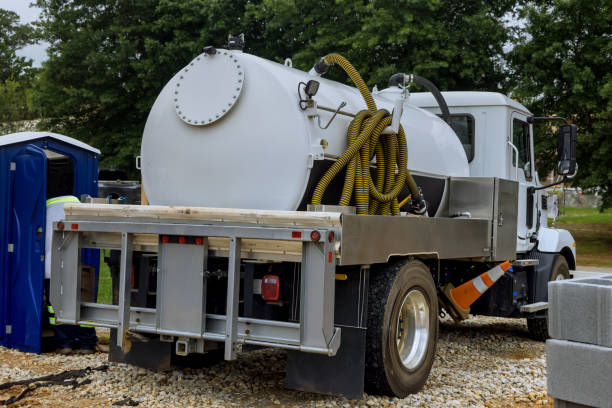 Portable Toilet Options We Offer in Saticoy, CA